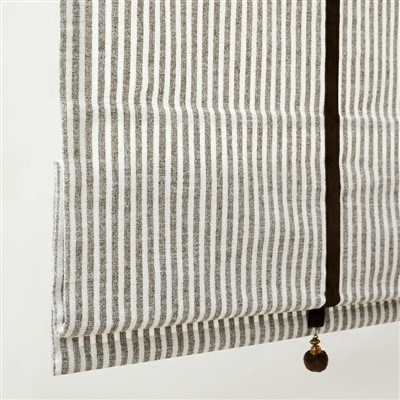 Loddrættar strípaðar línrullugardinur tógv